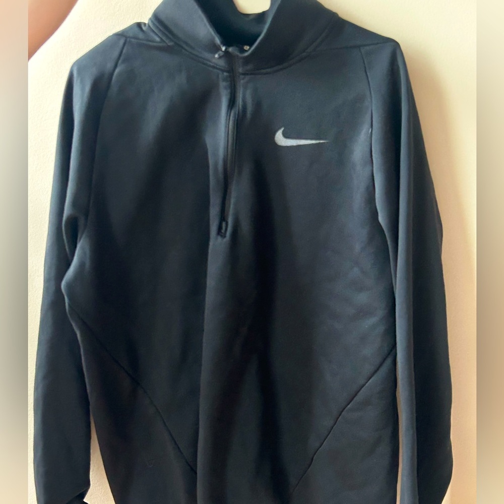 Nike quarter zip. Dri-fit. Fleece like interior